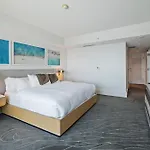 Beachfront Ritz-Carlton Luxury 1Br Residence