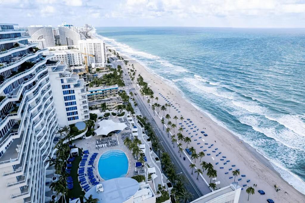 Apartment Beachfront Ritz-carlton Luxury 1br