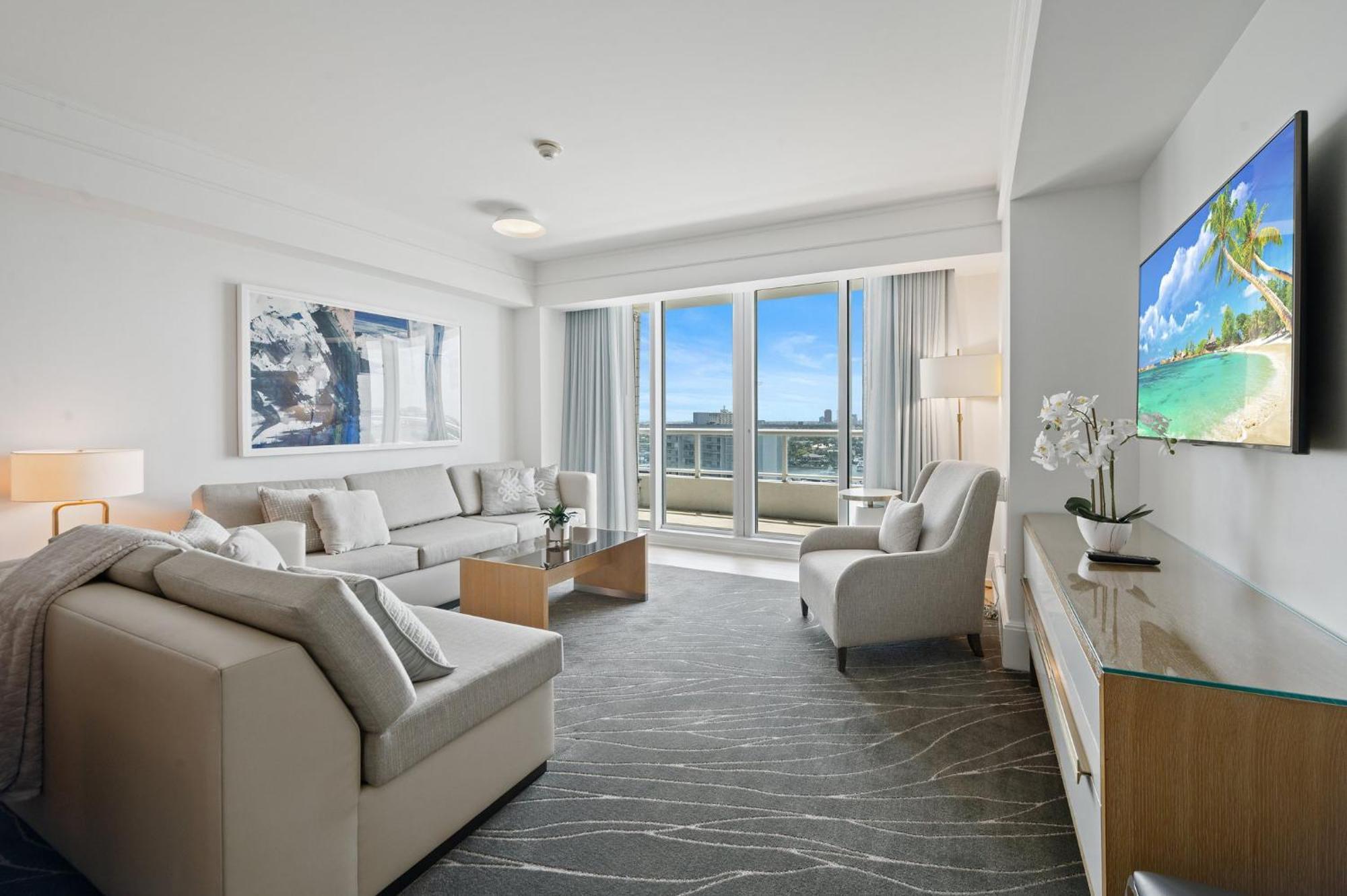 Beachfront Ritz-carlton Luxury 1br * Fort Lauderdale