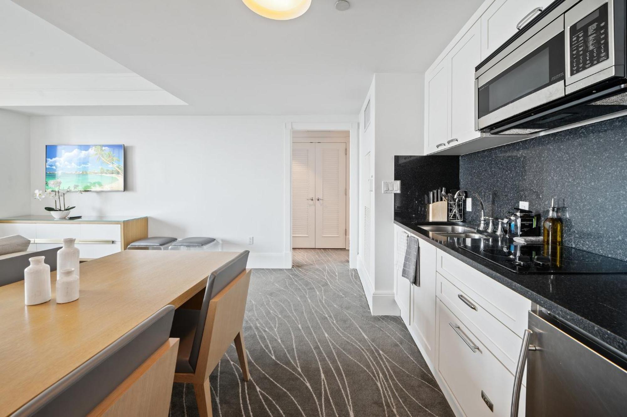 Apartment Beachfront Ritz-carlton Luxury 1br Fort Lauderdale